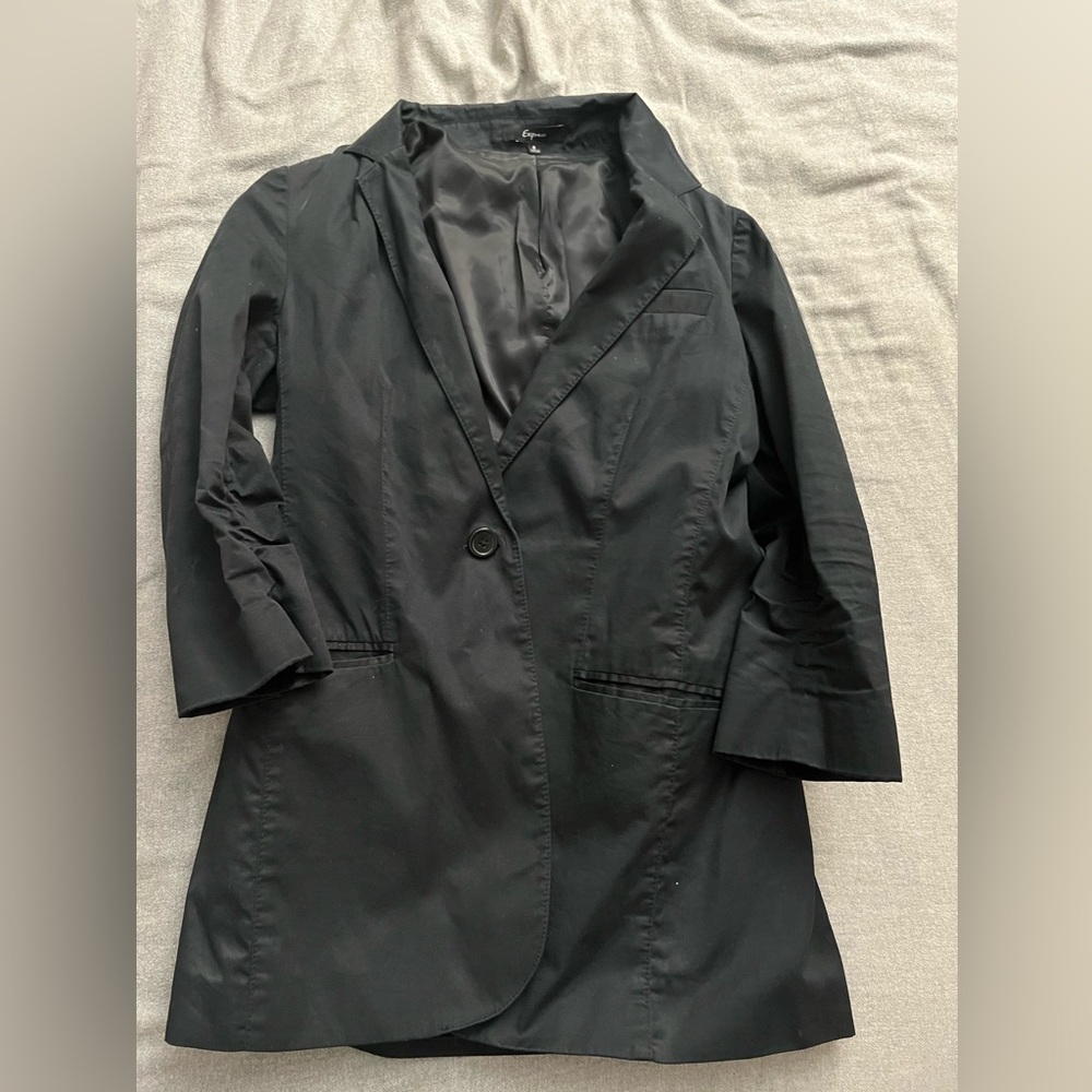 Women’s longer 3/4 sleeve blazer